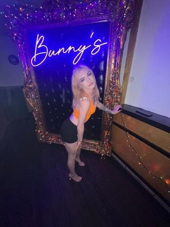 404-563-0363, 25  female escort, Cedar Rapids