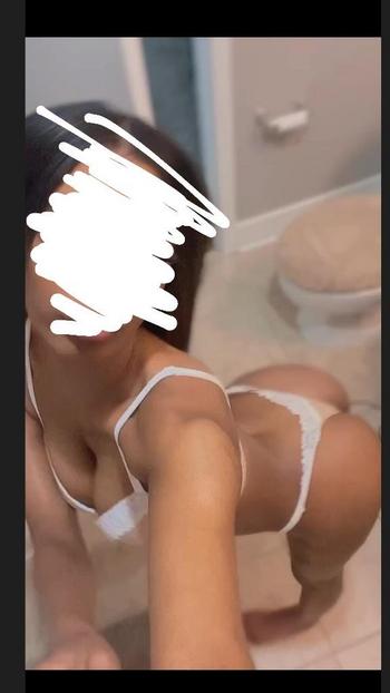 SugarBae, 20  female escort, Cedar Rapids
