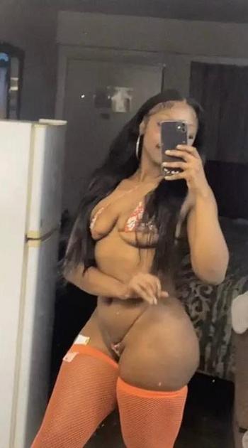 Nastasii , 25  female escort, Cedar Rapids